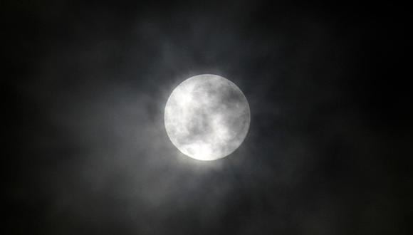El riesgo aumentaría cuando una superluna se encuentre en el cielo nocturno. (Getty Images)