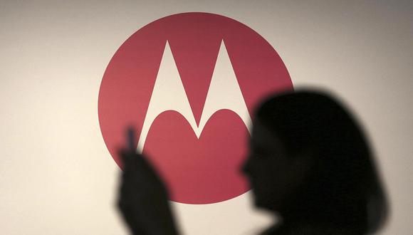 7. Motorola. En mayo del 2012, Google compró Motorola por&nbsp; US$12,500 millones para frenar el avance de Apple y Microsoft. Fue su mayor desembolso al comprar una firma, pero vendió Motorola a Lenovo en el 2014. (Foto: Reuters)<br>