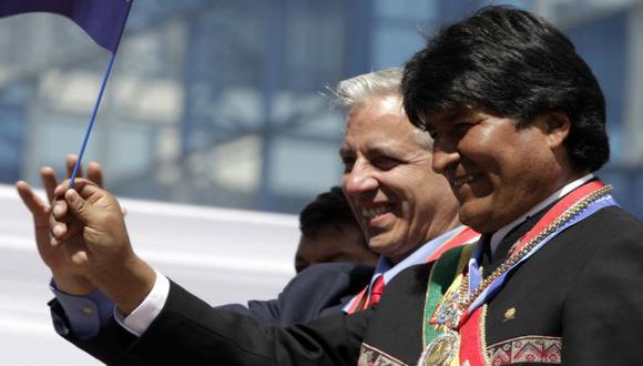 Evo Morales en desfile por aniversario de Fuerzas Armadas de Bolivia. (Reuters)