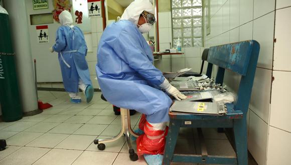 Minsa firma convenio para traer a 85 médicos cubanos. (GEC)