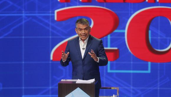 Debate presidencial: Llaman la atención a Julio Guzmán por calificativos hacia Rafael Santos