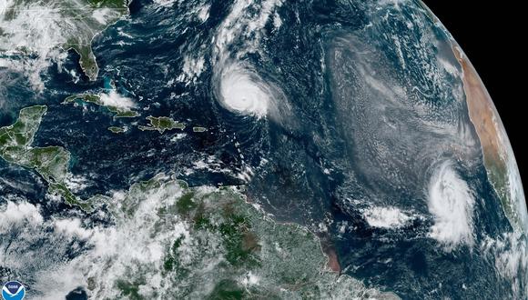 Imagen cedida hoy por la Oficina Nacional de Administración Oceánica y Atmosférica (NOAA) de Estados Unidos a través del Centro Nacional de Huracanes (NHC) donde se muestra la localización del huracán Sam. (Foto: EFE / NOAA-NHC)