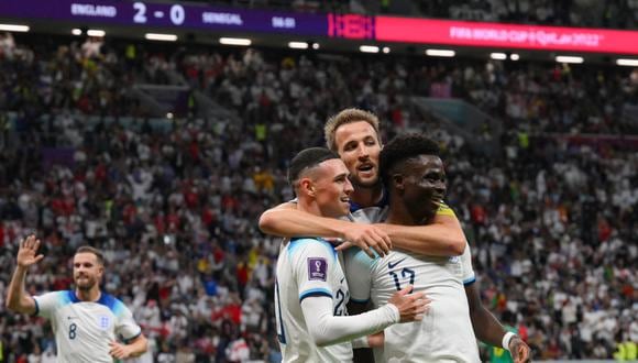 Inglaterra celebra su tercer gol ante Senegal y clasifica a cuartos de final de Qatar 2022. (AFP)