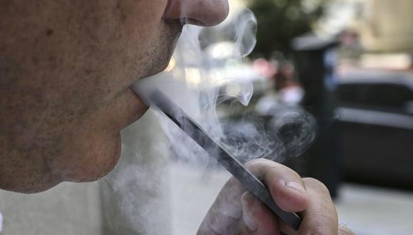 Funcionarios de la India informaron que la decisión se tomó por el impacto que los cigarrillos electrónicos tienen hoy en día en la juventud. (AFP)