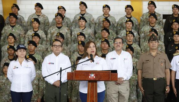 APOYO. Boluarte ratificó su respaldo a las Fuerzas Armadas. (Foto: Presidencia)