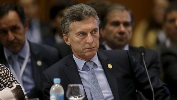 Macri recorta sus vacaciones ante críticas y visitará localidades de Argentina inundadas. (Reuters)