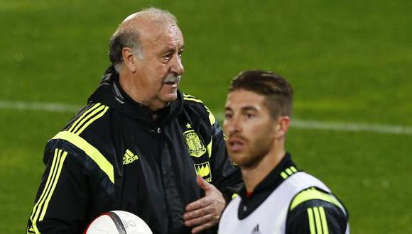 Vicente del Bosque defendió a Diego Costa, Cesc Fábregas y Gerard Piqué. (Reuters)