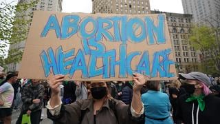 Restringir el aborto no lo reduce sino que lo hace más inseguro, señala la OMS