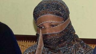 Pakistán: El Ministerio de Exteriores afirma que Asia Bibi sigue en el país