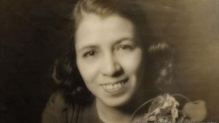 Clotilde Arias, la peruana que tradujo al español el himno de EEUU