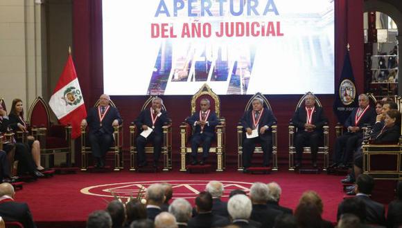 Presidente del Poder Judicial estuvo acompañado por los miembros de la Sala Plena de la Corte Suprema (Mario Zapata).
