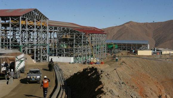 Minera Nexa asegura que se comprometen futuras inversiones por bloqueos. Scotiabank estima que el próximo año retrocederán las inversiones mineras en el país en 3%.