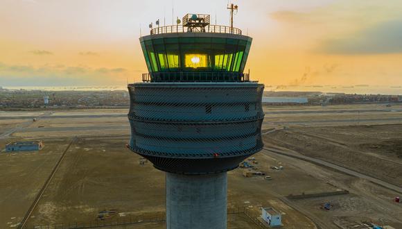 La nueva torre de control del Aeropuerto Internacional Jorge Chávez comenzaría a operar el 1 de abril.