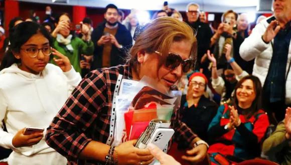 La ciudadana peruana Perla ganó premio el Gordo con el número 05490 de la última Lotería de Navidad realizada este jueves 22 de diciembre en el Teatro Real de Madrid. (Foto: BBC)