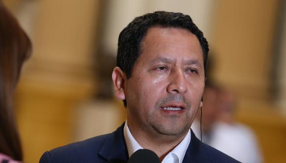 El congresista Clemente Flores es el vocero de Peruanos por el Kambio. (Foto: GEC)