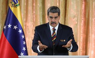 Estados Unidos reimpone sanciones petroleras a Venezuela por bloquear a opositores