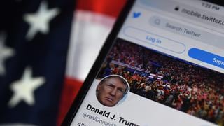 Donald Trump solicita a un juez que ordene a Twitter la reactivación de su cuenta