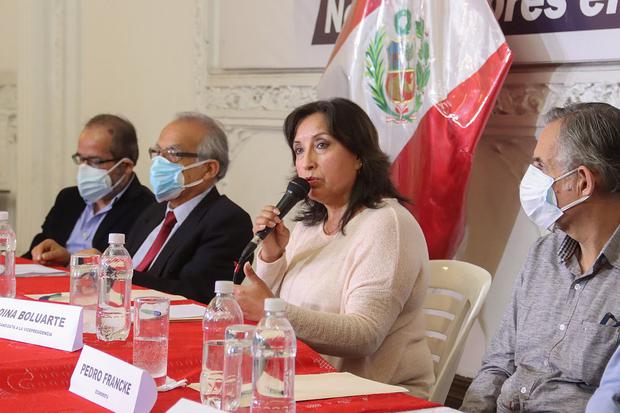 Dina Boluarte, candidata a la vicepresidencia, calificó como inconstitucional el querer desconocer las elecciones. (Foto: Perú Libre)