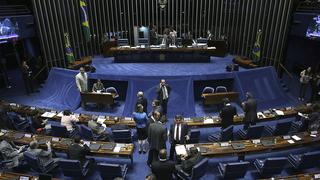 Senado de Brasil aprobó limitar el gasto público por 20 años