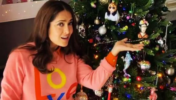Salma Hayek compartió foto navideña junto al elenco de nueva cinta en la que participa. (Imagen: Instagram)