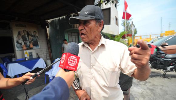 Luis Guzmán Palomino (72) acudió a comisaría de Lurín para rendir su manifestación en torno a tragedia que causó la muerte de 30 personas. (Foto: Diana Marcelo/GEC)