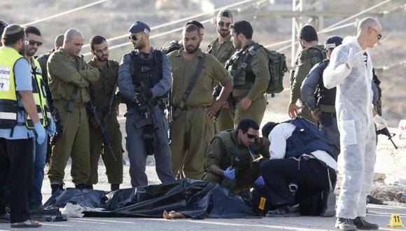 El portavoz del Ministerio de Sanidad de Palestina, Ashraf al Qedra, confirmó que los tres fallecidos "tenían entre 12 y 14 años". | Foto: EFE