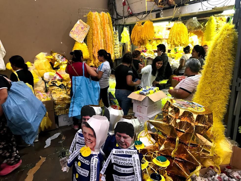 Año Nuevo 2019: Moíses Mamani, Keiko Fujimori y Alan García toman las calles de Lima. (Alvaro Treneman)