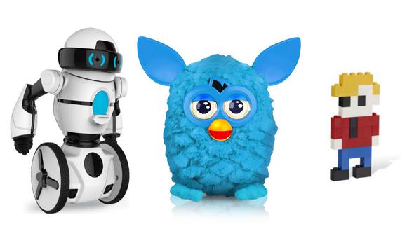 Hasbro indicó que se llegaron a  vender 27 millones de ejemplares de Furby en el primer año de comercialización. (MiP Robot | Hasbro | Lego)