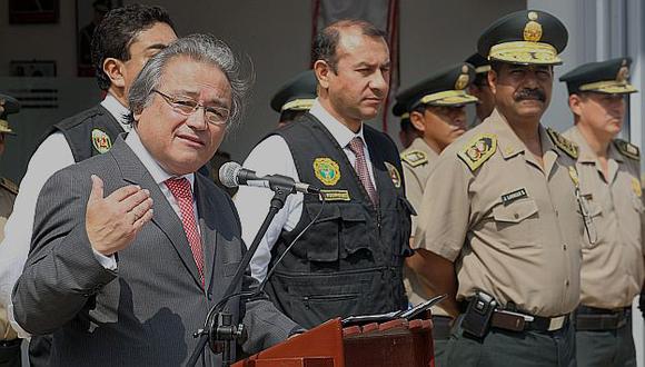 Walter Albán anuncia medidas para evitar la fuga de Álvarez. (USI)