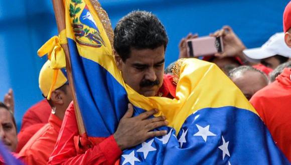Nicolás Maduro anunció que vendrá a Lima así "llueva o truene" por aire, mar o tierra (AFP)