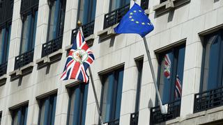 Reino Unido y Corea del Sur firman un acuerdo de libre comercio posBrexit