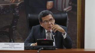 Congresista Hernando Cevallos señala que si no se deja entrar a Maduro, tampoco a Trump