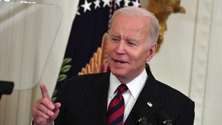 Biden va a anunciar 800 millones de dólares en ayuda a la seguridad en Ucrania