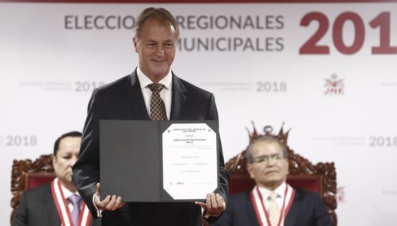 Durante la ceremonia de entrega de credenciales realizada el martes 13 de noviembre, Muñoz señaló que los problemas centrales de Lima son la inseguridad ciudadana, el transporte y la corrupción.