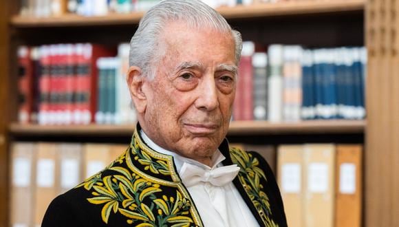 Mario Vargas Llosa se encuentra hospitalizado desde el sábado. (Foto: EFE)