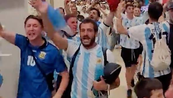 Los hinchas albiceleste llegaron a apoyar a Argentina vs. México. (Foto: captura)