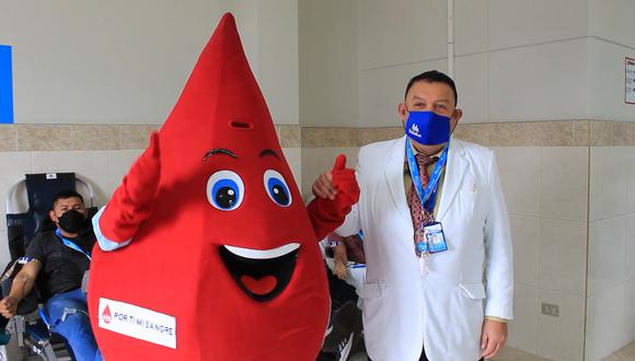 Más de un centenar de personas formaron parte de la campaña "Dona Sangre, Salva Vidas" en el Hospital Alberto Sabogal de EsSalud