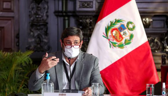 El ministro Ricardo Cuenca precisó que la medida en Arequipa busca prevenir un incremento en las cifras de contagios y defunciones por COVID-19. (Foto: PCM)