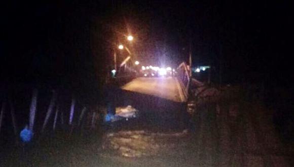 La Libertad: Reportan la caída del puente Virú que conecta con el sur de la región. (@gloriamonteneg)