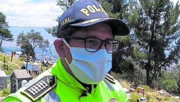 Coronel César Ramos Chaguayo fue intervenido junto a otros ocho agentes PNP en Huancayo. Foto: Difusión/facebook