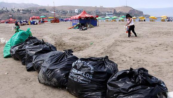 Basura en playas es el principal problema para veraneantes. (Tv Perú)
