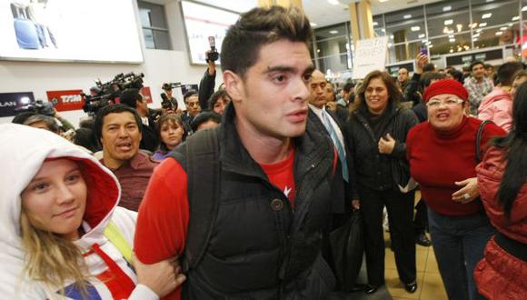 Artistas que participaban en el reality chileno fueron insultados por personas que estaban en el aeropuerto. (Luis Gonzáles)