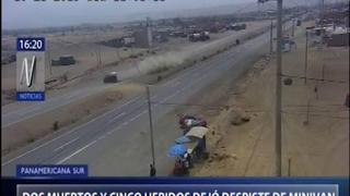 Así fue el despiste y volcadura de minivan en la Panamericana Sur | VIDEO