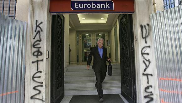 Economía griega depende de salvataje internacional. (Reuters)