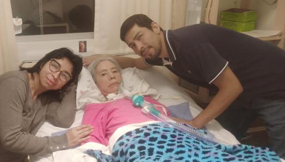 MUERTE DIGNA. María Benito, paciente con ELA, está postrada en cama y solo mueve los ojos. (Foto: Difusión).