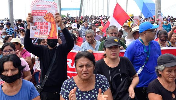 Obras y soluciones. Ciudadanos marcharon en Piura exigiendo más celeridad en sus reclamos.