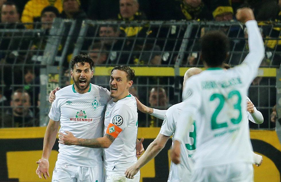 Werder Bremen, con gol de Pizarro, eliminó al Borussia Dortmund de la Copa Alemana. (Reuters)
