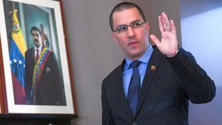Canciller Arreaza dice que Venezuela está "lista" en caso de ataque militar de EE.UU.