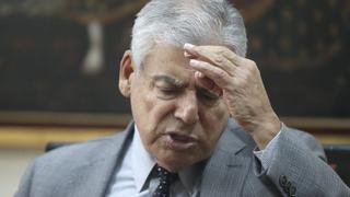 Premier César Villanueva se corrige y aclara que el gobierno supo de la fuga de Hinostroza el 17 de octubre