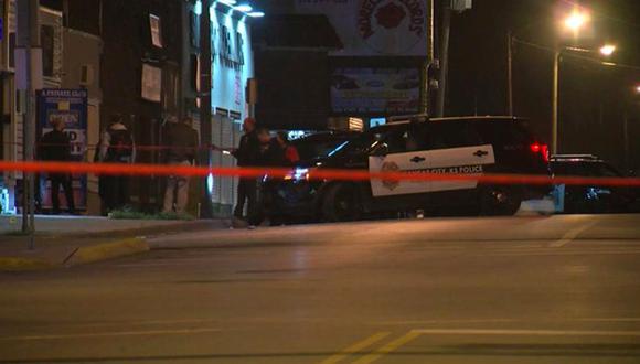 Se registró un tiroteo en un bar de Kansas City que dejó cuatro personas muertas. Las autoridades buscan al sospechoso. (Foto: Captura de video)